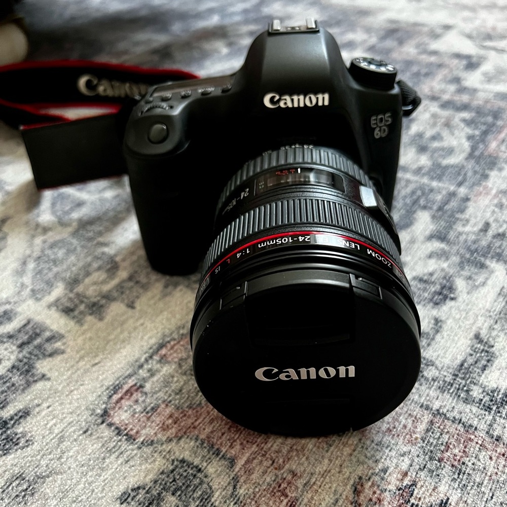 🚫SOLD🚫 Canon 6D Camera with Lens & Flash